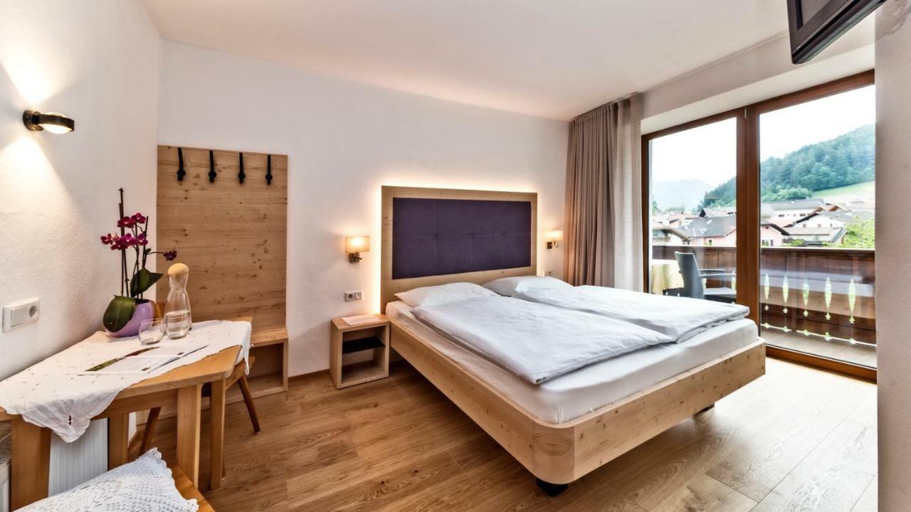 Garni Pramstrahler Hotell Chiusa Eksteriør bilde
