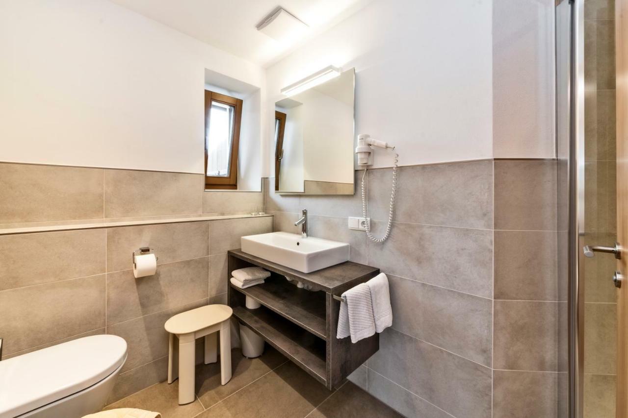 Garni Pramstrahler Hotell Chiusa Eksteriør bilde